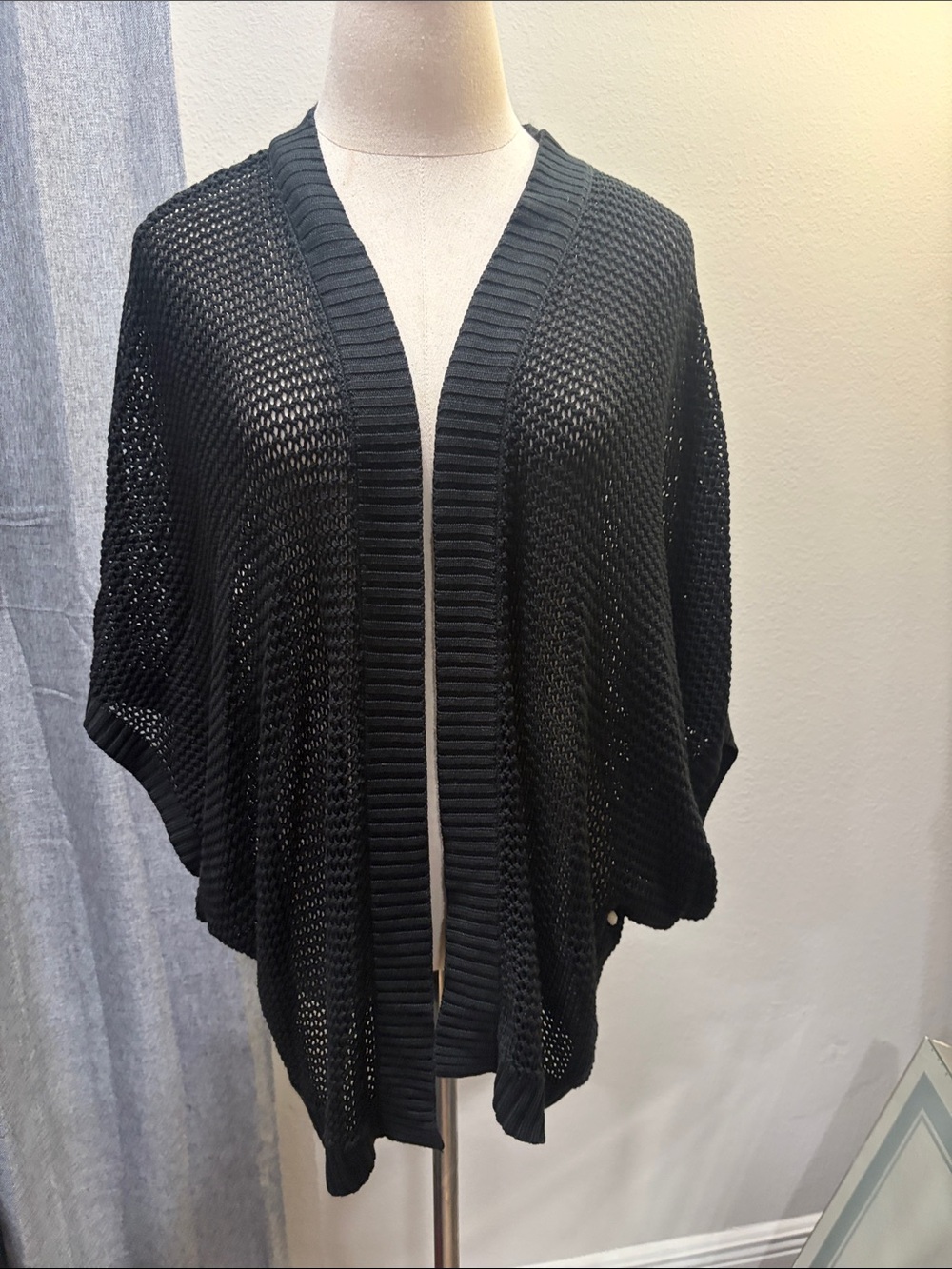 Avenue Black Open-Knit Short Sleeve Cardigan